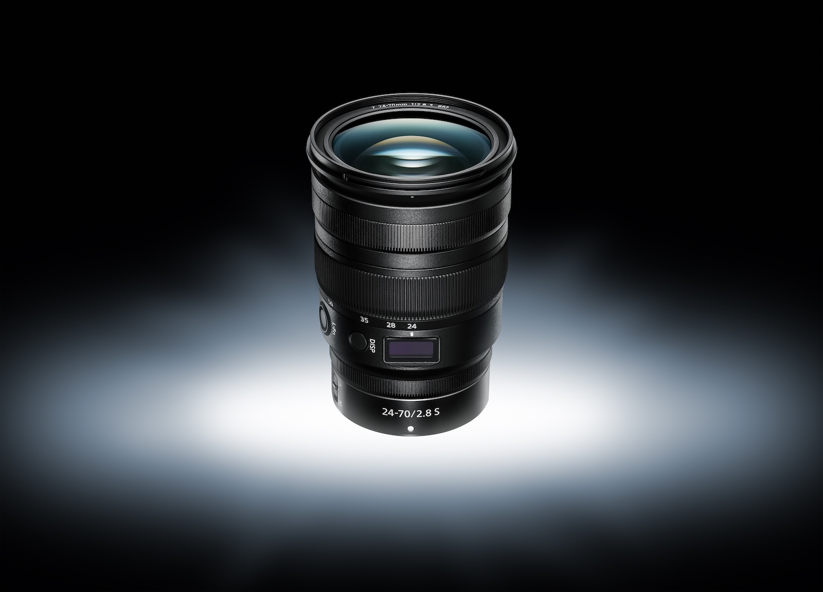 Neues Nikon Trinity Objektiv 