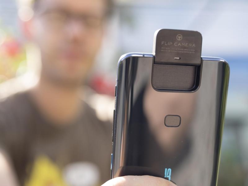 Asus Zenfone 6 Smartphone