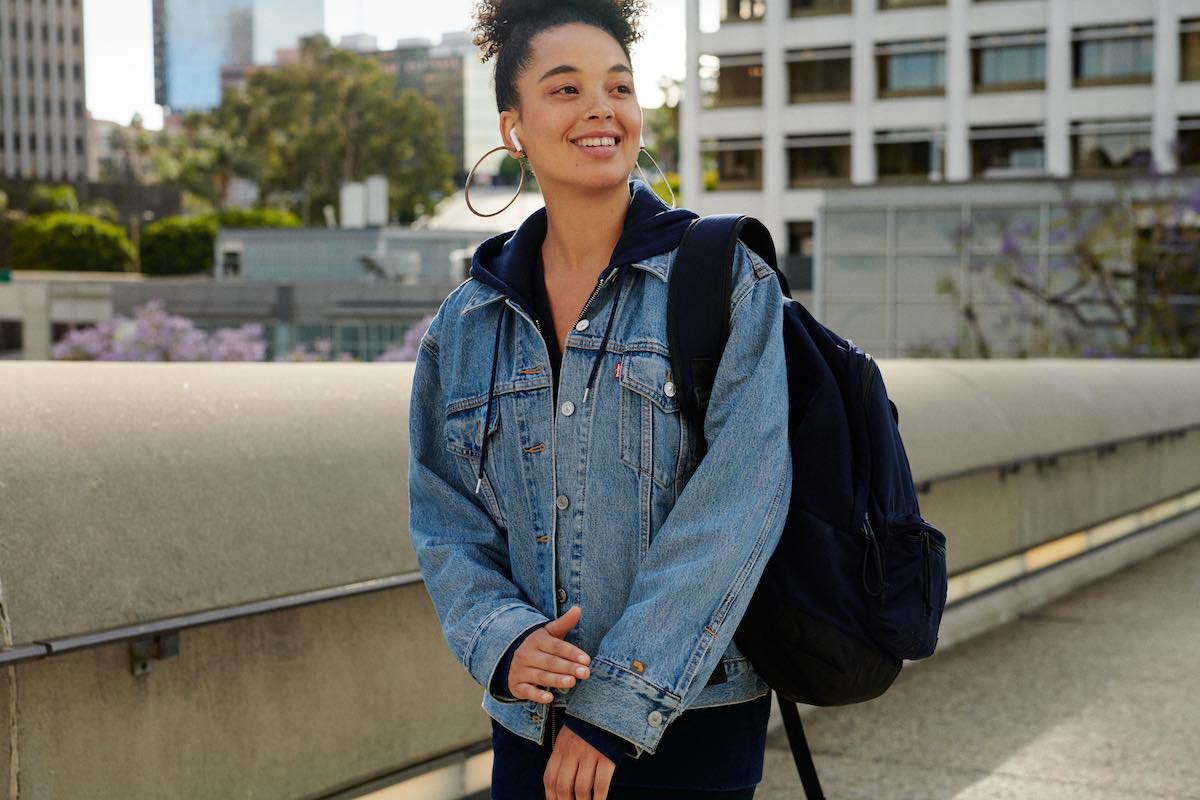 Levi's Trucker Jacket in kombination mit Google