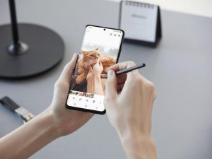 Samsung Galaxy S21 Smartphone